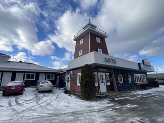 Plus de détails pour 45 Av Saint-Louis, Plessisville, Qc, Plessisville, QC - Services hôteliers à vendre