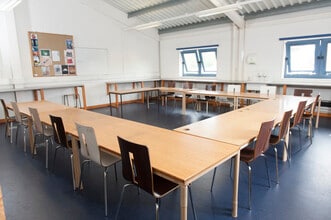 94 Grosvenor Rd, Bristol for lease Interior Photo- Image 1 of 4