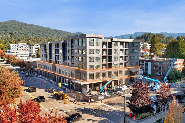 More details for 1712 Lonsdale Ave, North Vancouver, BC - Multifamily for Sale