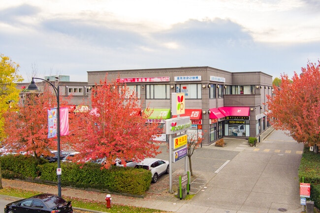 Plus de détails pour 4380 No. 3 Rd, Richmond, BC - Commerce de détail à vendre