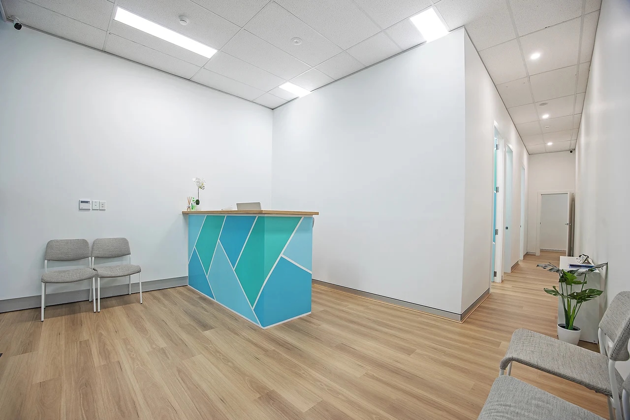 24-32 Lexington Dr, Bella Vista for lease Interior Photo- Image 1 of 5