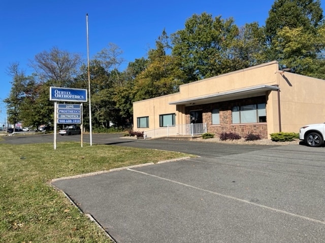 2095 US Highway 22 W, Union Township, NJ for lease - Building Photo - Image 1 of 3
