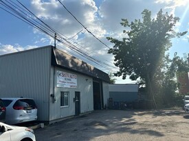 1500-1502 Boul Des Laurentides, Laval QC - Services immobiliers commerciaux