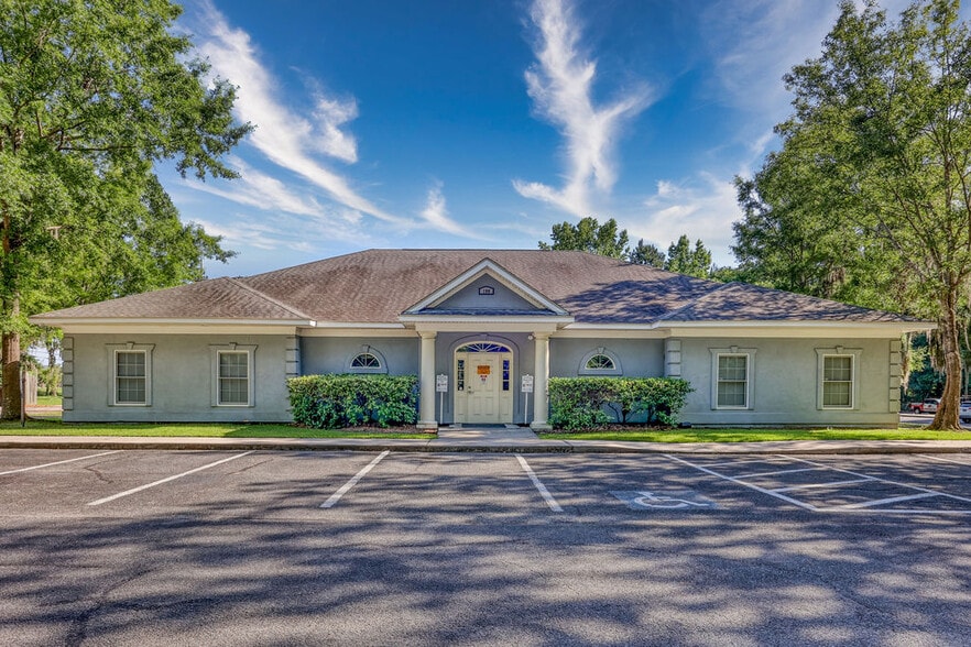 1481 Dean Forest Rd, Savannah, GA for lease - Building Photo - Image 1 of 35