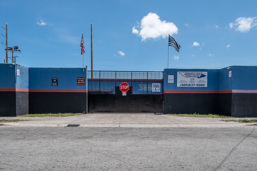 2246 NW 25th Ave, Miami, FL for sale - Primary Photo - Image 1 of 11