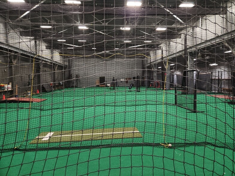 340 McKinstry Ave, Chicopee, MA for lease - Building Photo - Image 2 of 14