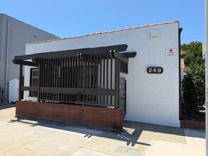 249 Redondo Ave, Long Beach, CA for lease Building Photo- Image 1 of 10