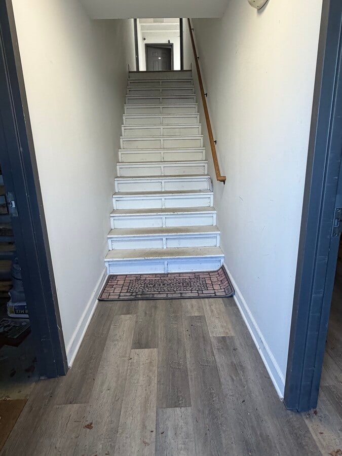 7644-7646 Fullerton Rd, Springfield, VA 22153 - Unit 7644-A - - Interior Photo - Image 1 of 6