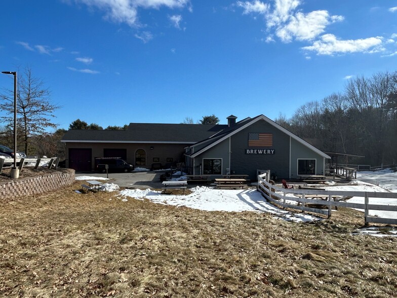 8 Varney Rd, Freeport, ME for sale - Building Photo - Image 1 of 1