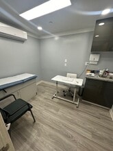 401 Ditmas Ave, Brooklyn, NY à louer Photo du bâtiment- Image 1 de 9