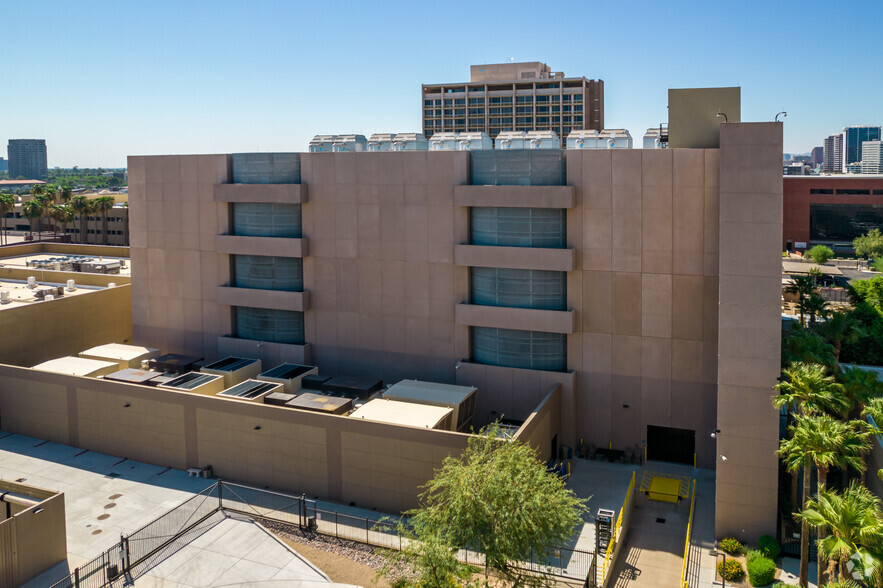 4010 N 3rd St, Phoenix, AZ à louer - Photo du bâtiment - Image 3 de 6