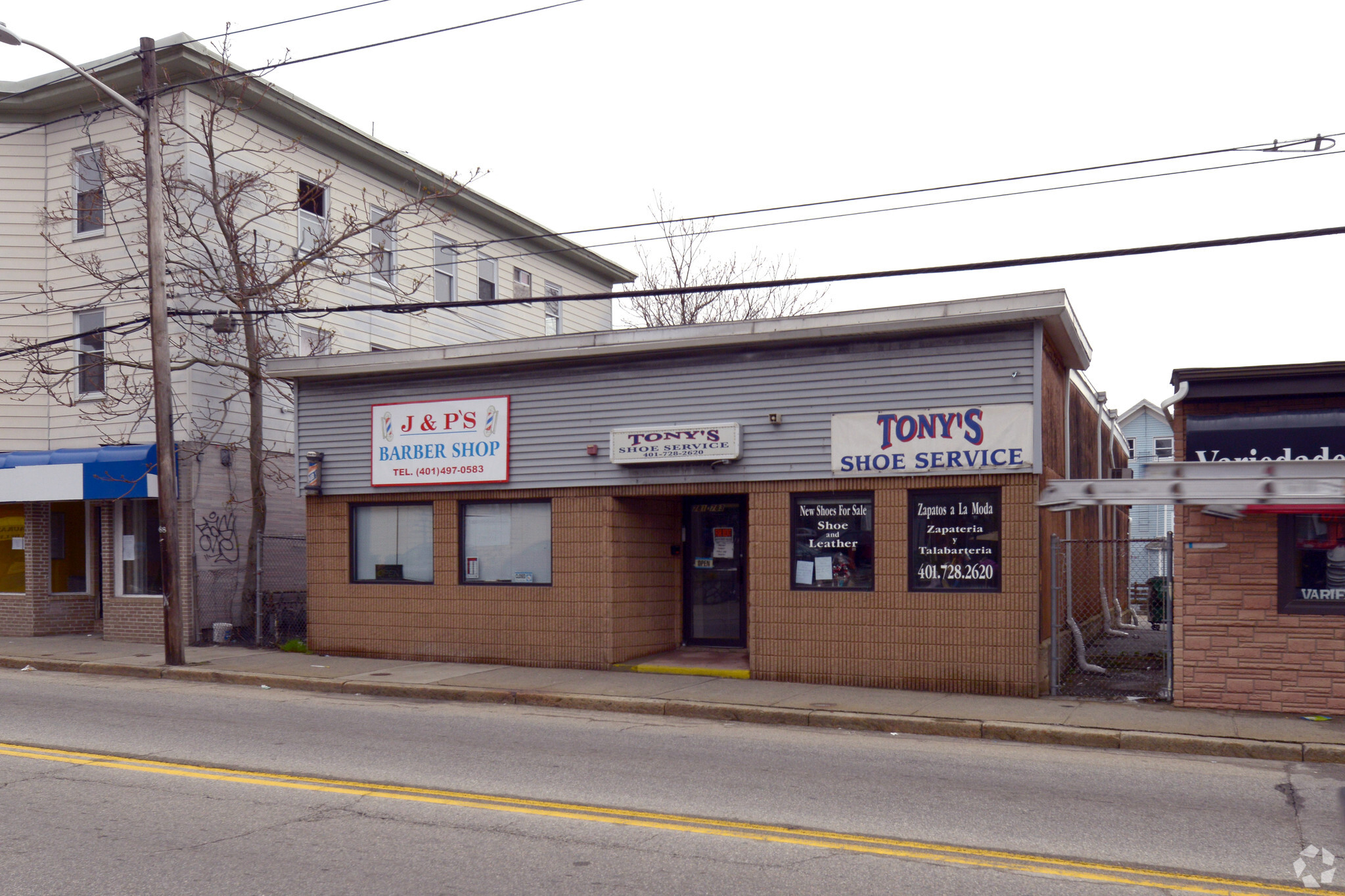 781-783 Broad St, Central Falls, RI à vendre Photo principale- Image 1 de 1