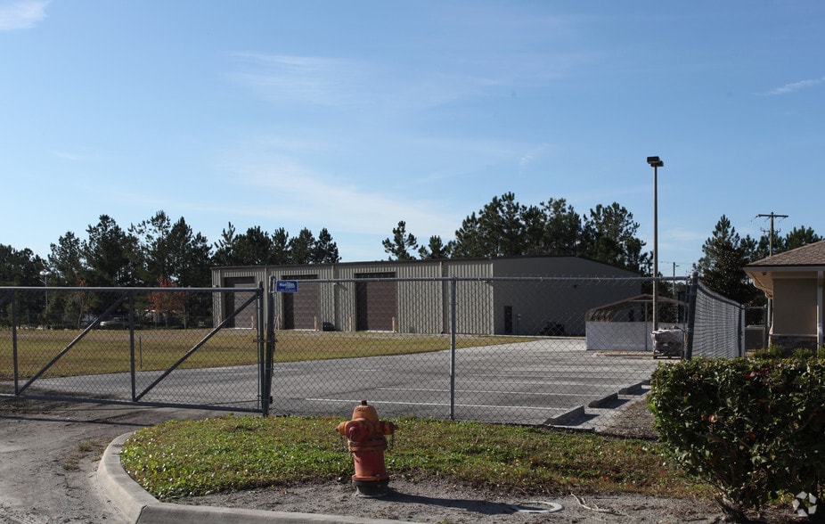 1285 County Road 210, Jacksonville, FL for lease - Building Photo - Image 3 of 3