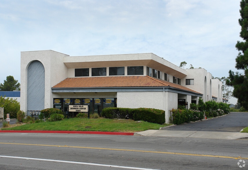 25801 Obrero, Mission Viejo, CA for lease - Building Photo - Image 3 of 17