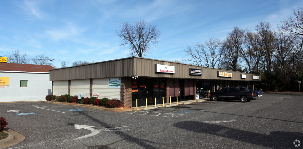 707 S Lafayette St, Shelby, NC à vendre - Photo principale - Image 1 de 9