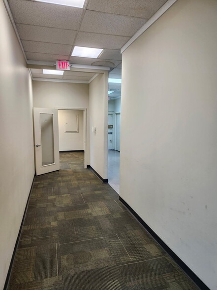 900 W National Hwy, Washington, IN for lease - Building Photo - Image 2 of 13