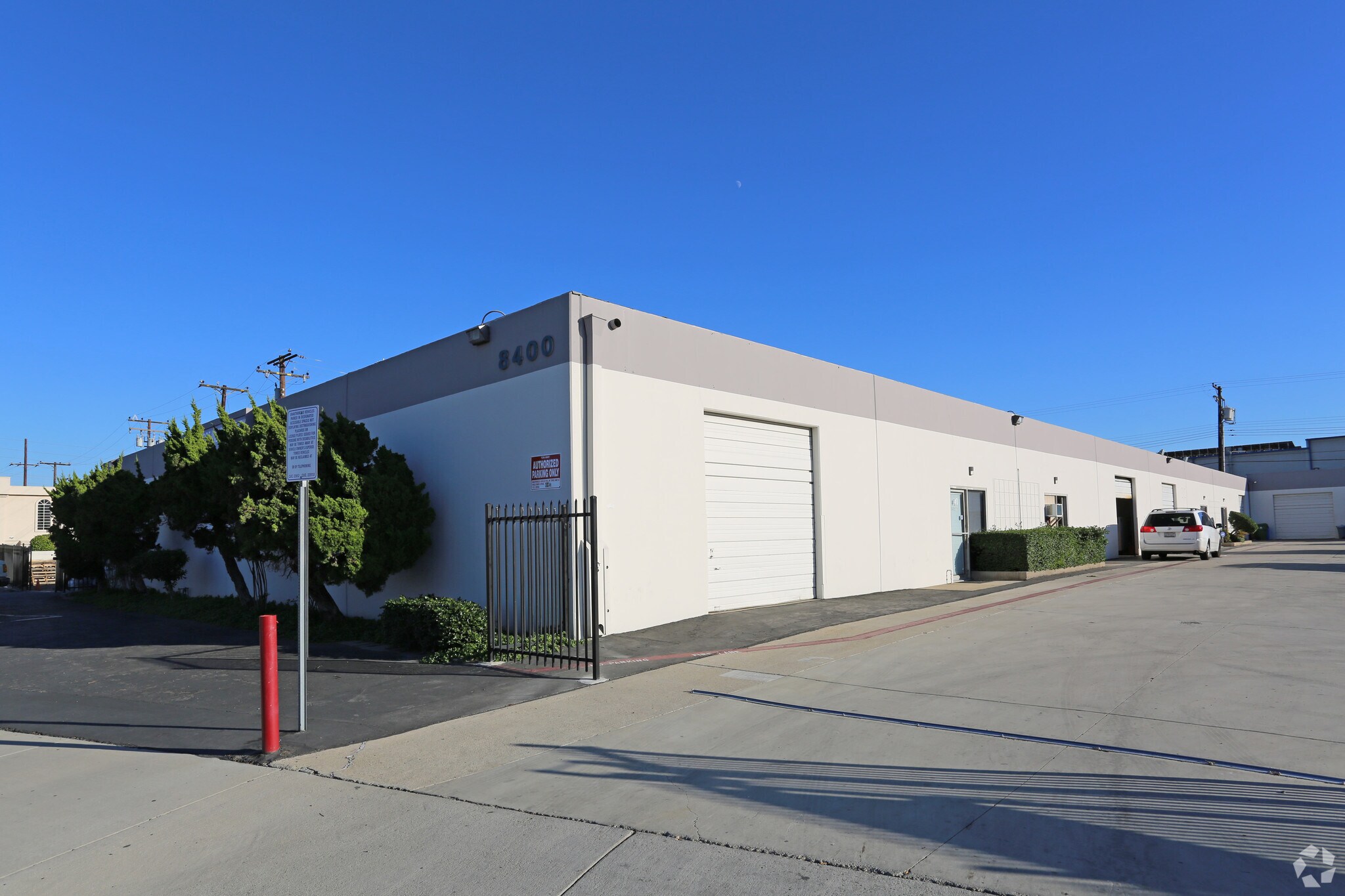 8400-8402 Monroe Ave, Stanton, CA for lease Primary Photo- Image 1 of 12