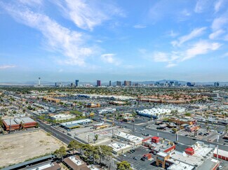 Plus de détails pour 4950-4960 W Charleston Blvd, Las Vegas, NV - Commerce de détail à louer
