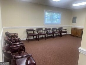 927 S Hill St, Griffin, GA for sale Interior Photo- Image 2 of 10