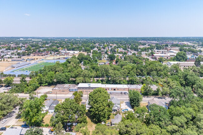 More details for 603 E Washington St, Joliet, IL - Industrial for Lease