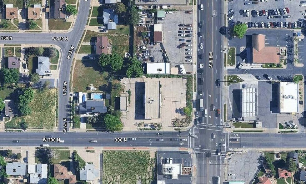 329 N Main St, Clearfield, UT à louer - Photo du bâtiment - Image 3 de 3