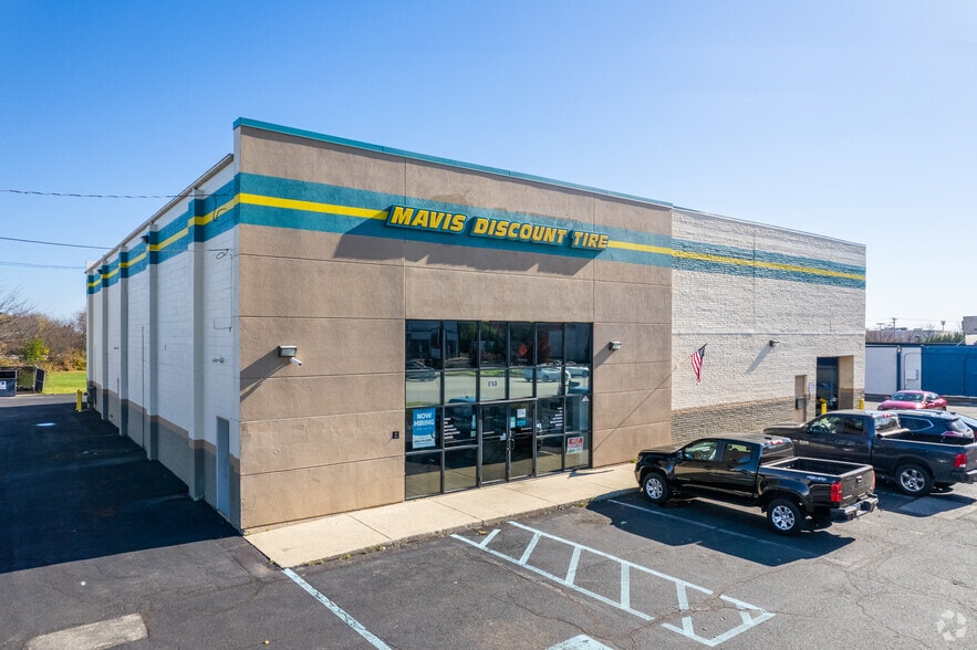 763 Bethlehem Pike, Montgomeryville, PA for sale - Primary Photo - Image 1 of 8