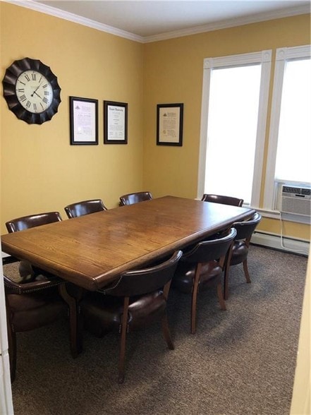 5 Gansevoort St, Bath, NY à louer - Photo du bâtiment - Image 3 de 9