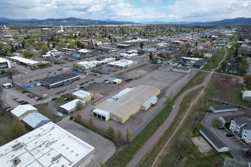 11720 E 1st Ave, Spokane Valley, WA for sale - Building Photo - Image 2 of 4