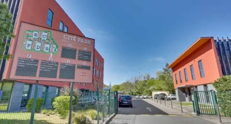 Bureau dans Caluire-et-Cuire à louer - Photo du bâtiment - Image 2 de 10