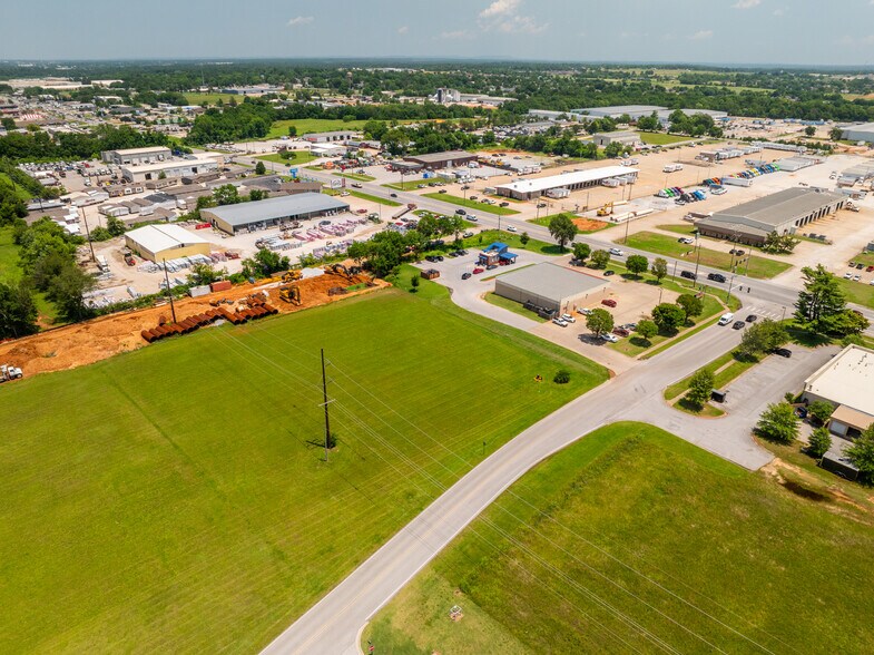 Hwy 264 & W Monroe Ave, Lowell, AR à vendre - Photo du bâtiment - Image 2 de 4