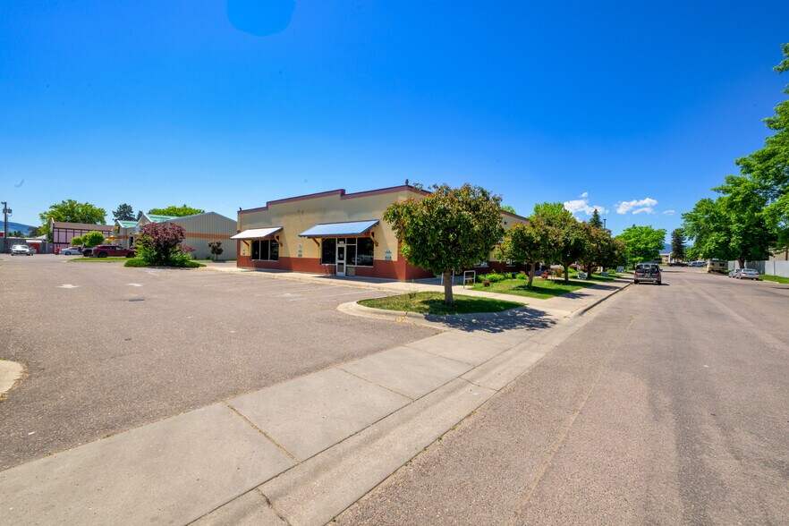 1925 Sherwood St, Missoula, MT à louer - Photo du bâtiment - Image 2 de 22