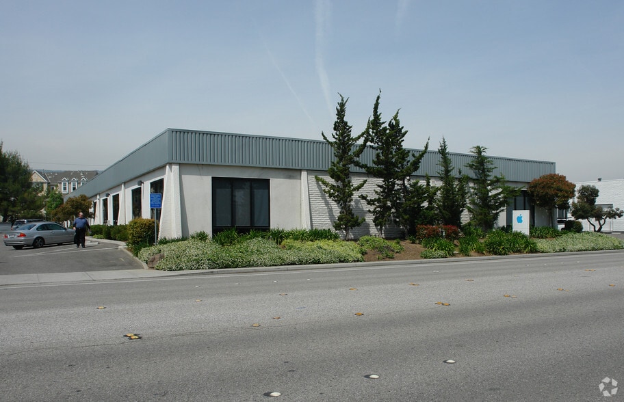 10131 Bubb Rd, Cupertino, CA for sale - Building Photo - Image 3 of 9