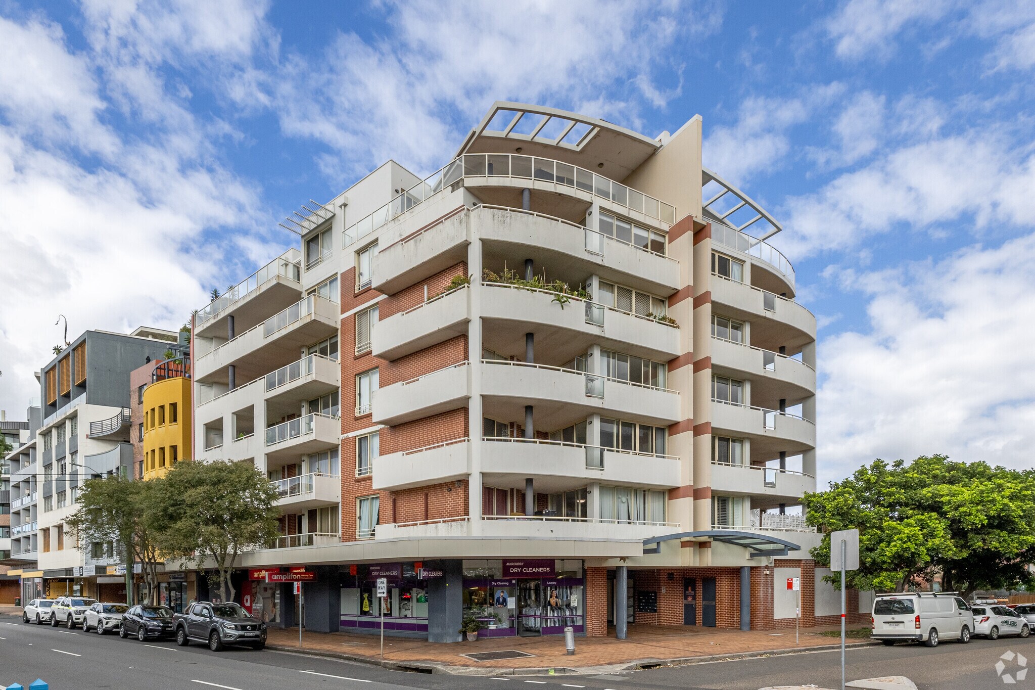 679-685 Anzac Pde, Maroubra for sale Primary Photo- Image 1 of 5