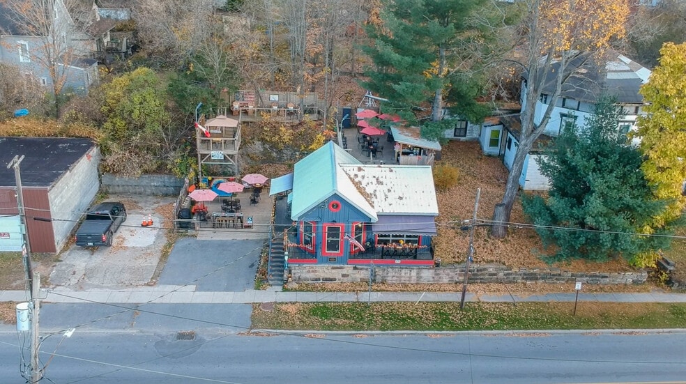 209 Commercial St, Theresa, NY à vendre - Photo du bâtiment - Image 2 de 49