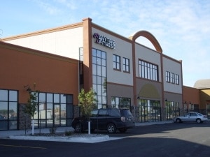 1710 W Center Ave, Dilworth, MN à louer - Photo du bâtiment - Image 2 de 4