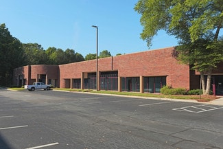 Plus de détails pour 1600 Oakbrook Dr, Norcross, GA - Industriel à louer