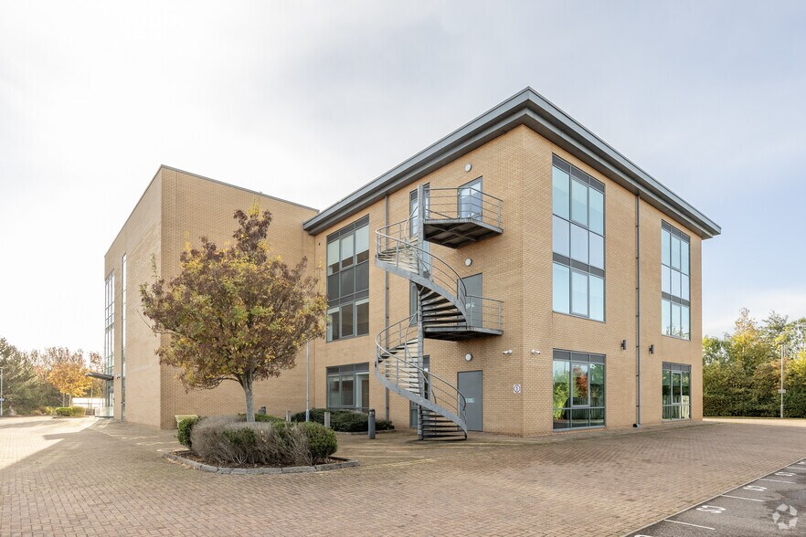 Harlequin Office Park, Bristol for lease - Building Photo - Image 3 of 3