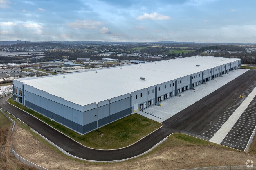 600 Busser Rd, York, PA for lease - Building Photo - Image 3 of 7