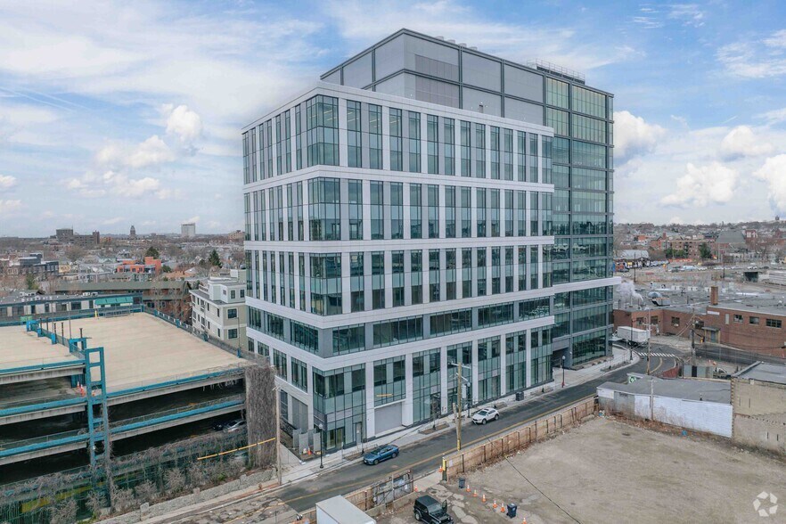 495 Columbia St, Somerville, MA à louer - Photo du bâtiment - Image 2 de 6