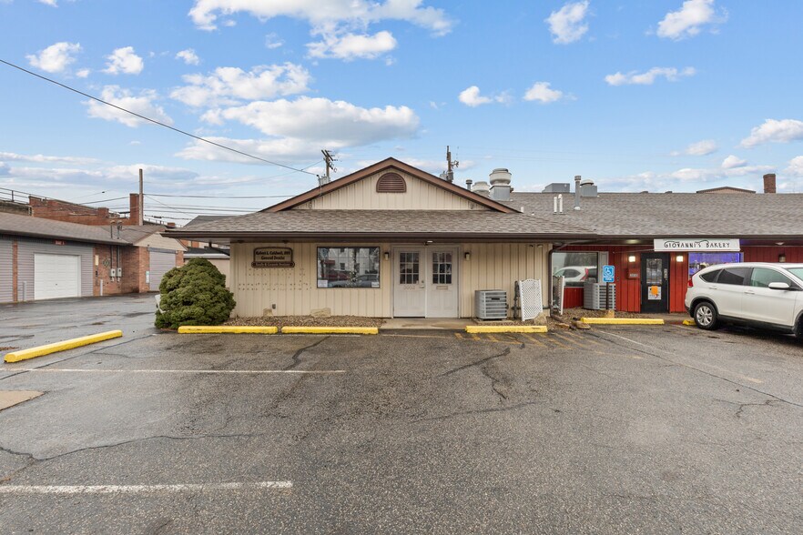 3052 Belmont St, Bellaire, OH for sale - Building Photo - Image 3 of 27