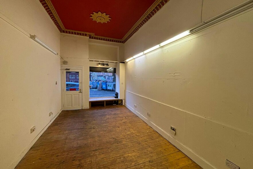 3 Elizabeth St, Glasgow for sale - Interior Photo - Image 2 of 7