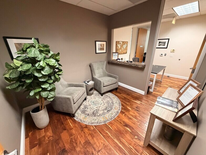 1181 Puerta Del Sol, San Clemente, CA à louer - Photo du bâtiment - Image 3 de 7