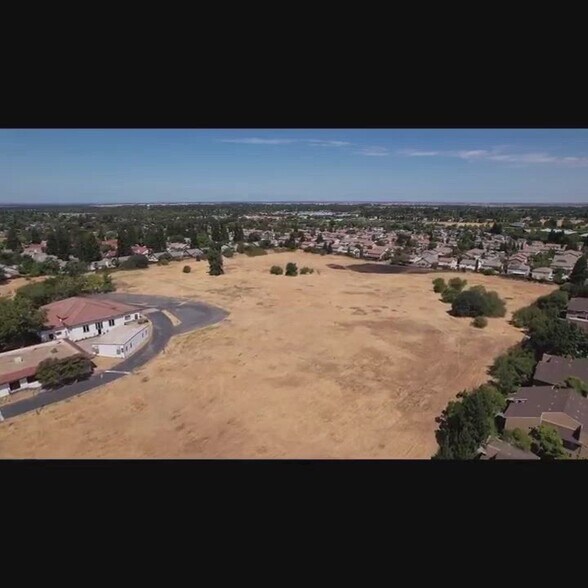 4533 Antelope Rd, Antelope, CA à vendre - Vidéo sur l’inscription commerciale - Image 2 de 13