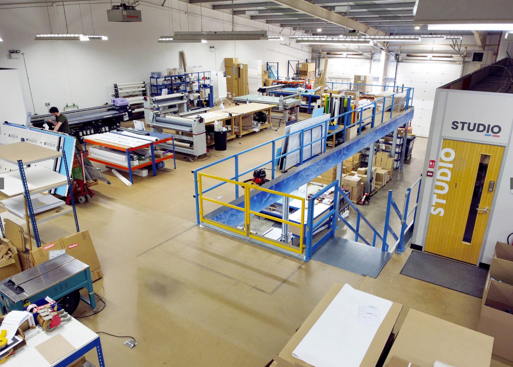 Hearle Way, Hatfield for lease Interior Photo- Image 1 of 6