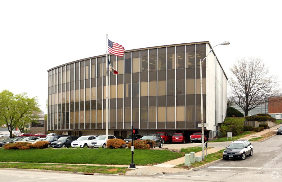 777 3rd St, Des Moines, IA à louer - Photo du bâtiment - Image 2 de 10