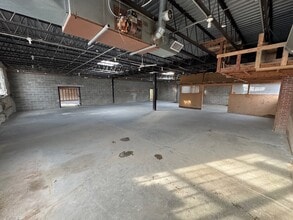 32 Chichester Ave, Center Moriches, NY for lease Interior Photo- Image 2 of 9