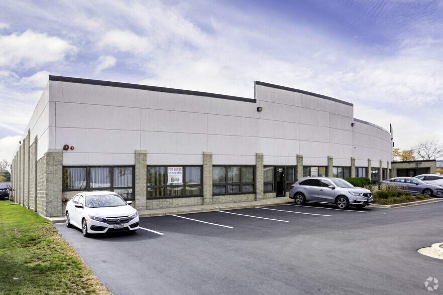 2501 Landmeier Rd, Elk Grove Village, IL for lease - Building Photo - Image 2 of 5