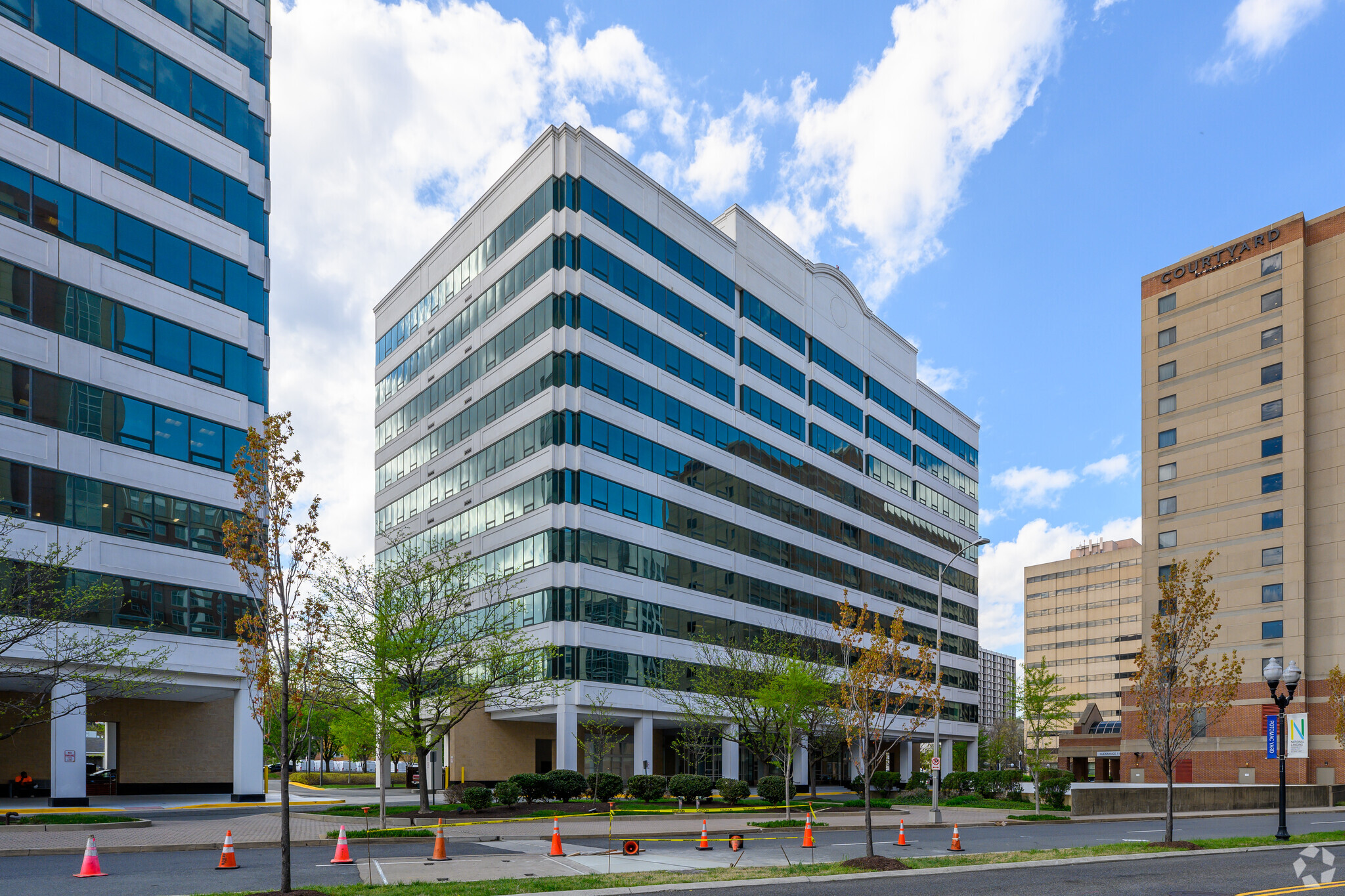 2800 Crystal Dr, Arlington, VA à vendre Photo principale- Image 1 de 1