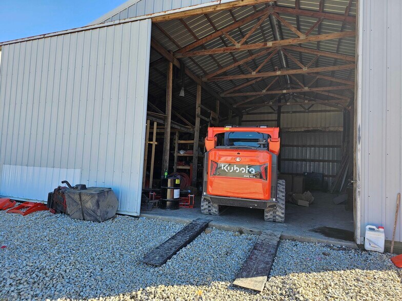 727 E Main St, Waukon, IA à louer - Photo du bâtiment - Image 3 de 6