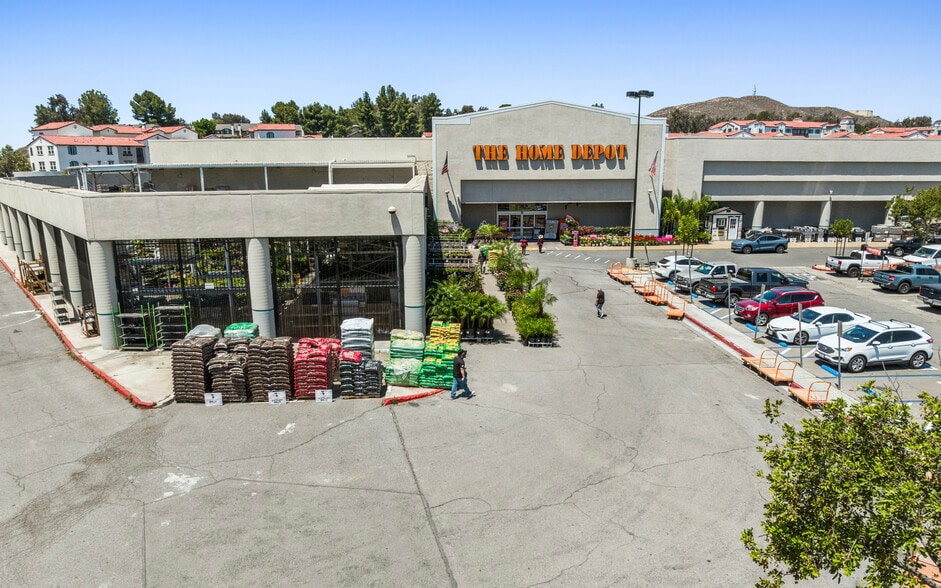 490 N McKinley St, Corona, CA for sale - Building Photo - Image 2 of 11